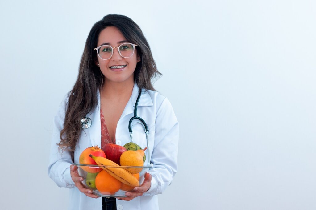 nutritionist and dietitian doctor
